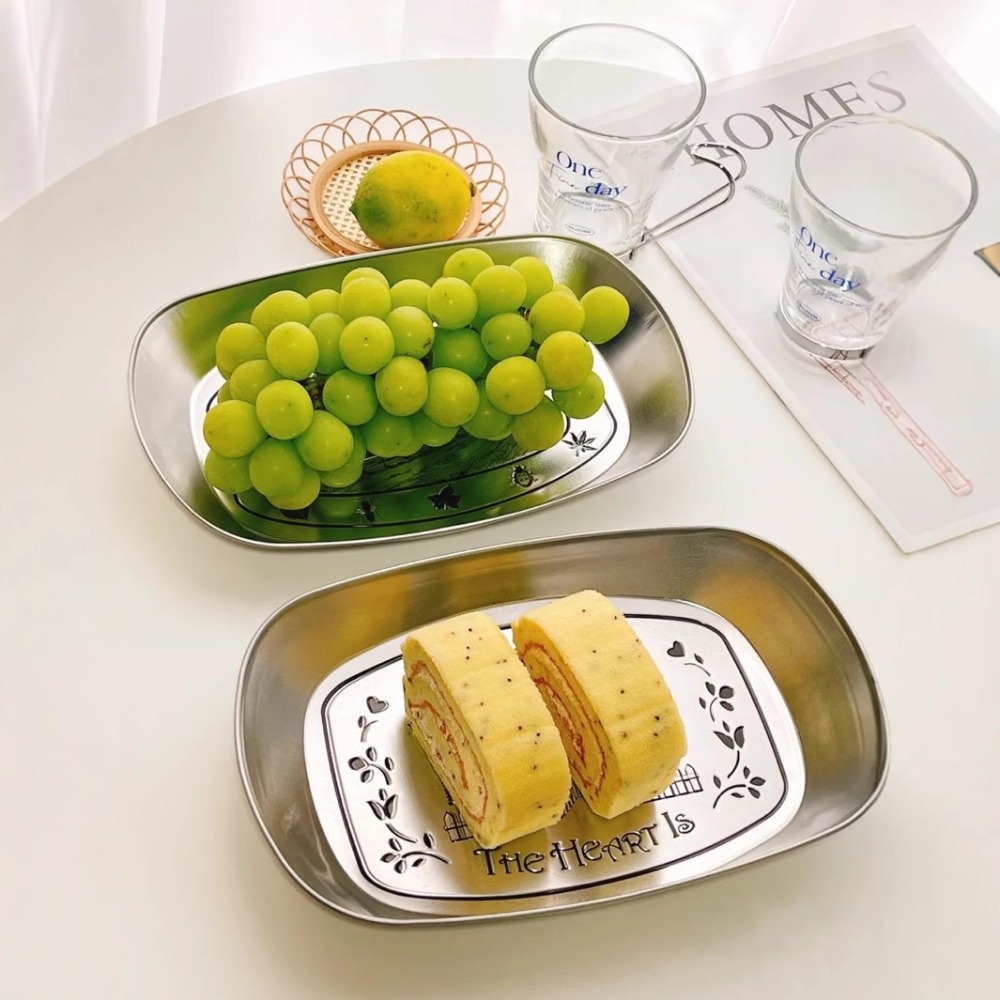 2PCS Vintage American Tin Tray - Food And Snacks For Picnic review and price